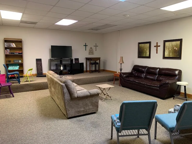 Grace House - Photo 2