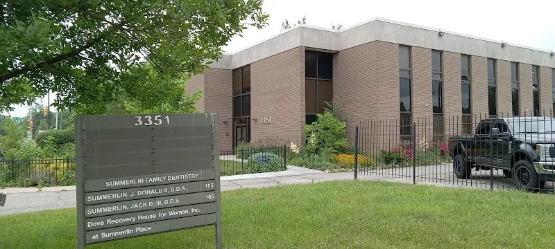 Dove Recovery House for Women - Photo 2