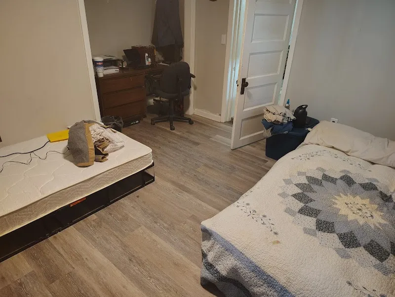 Indy Sober - Photo 3