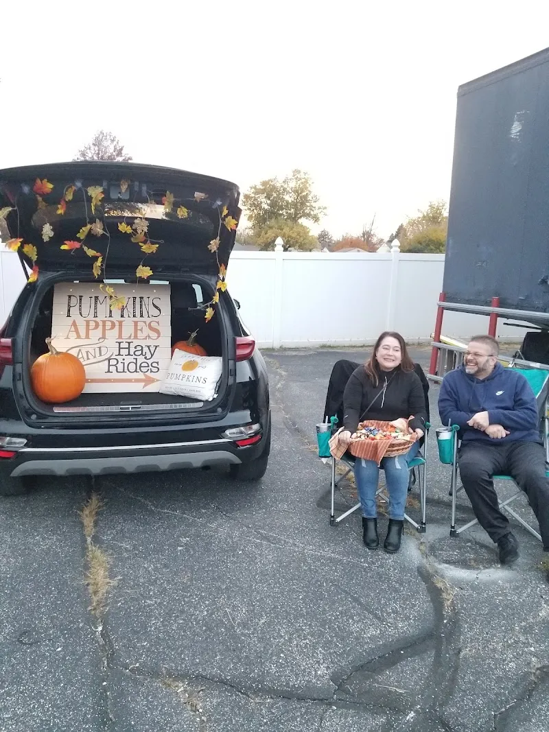 Charity House - Photo 2